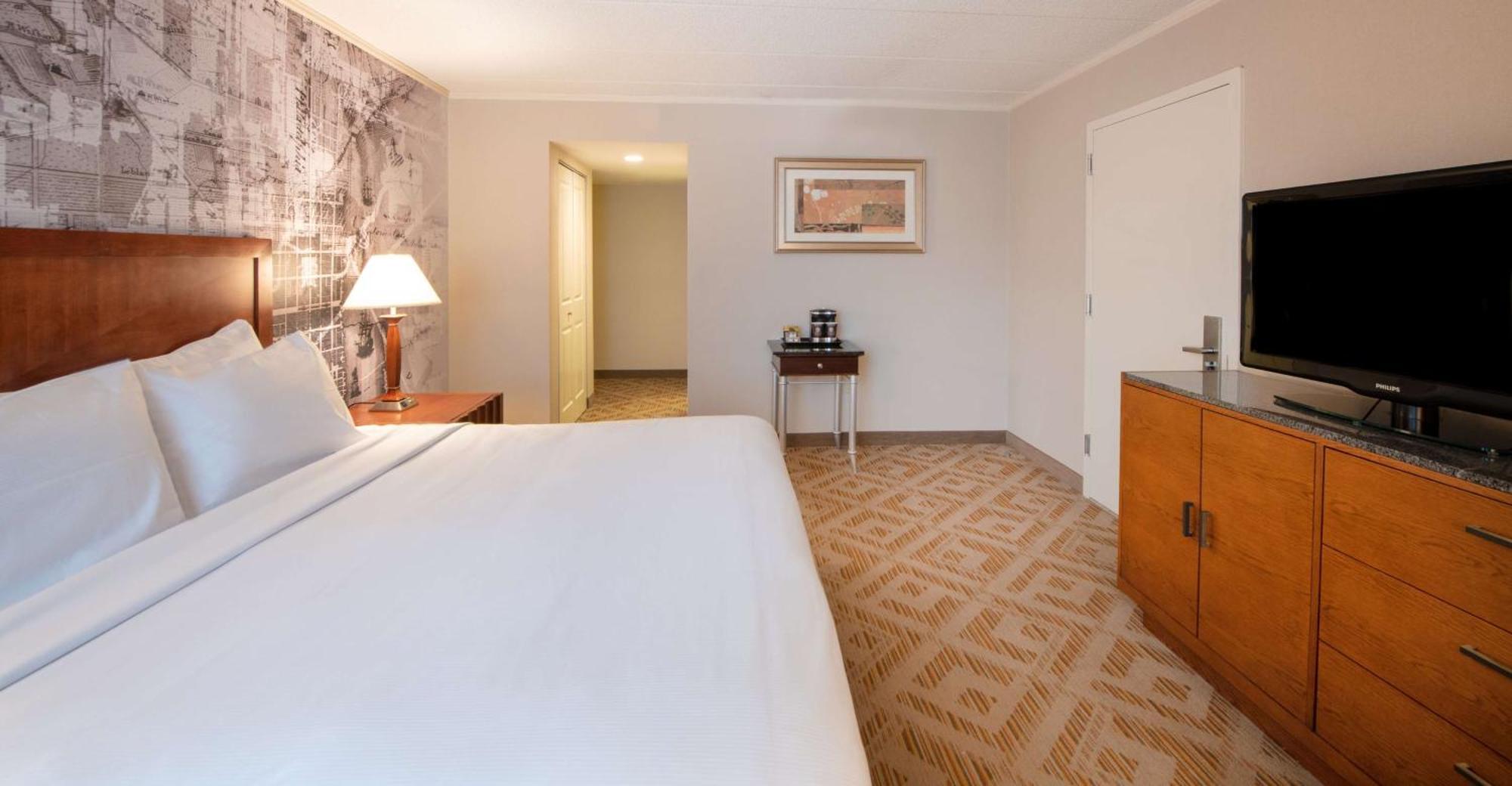 Doubletree Suites By Hilton Hotel Philadelphia West Plymouth Meeting Dış mekan fotoğraf